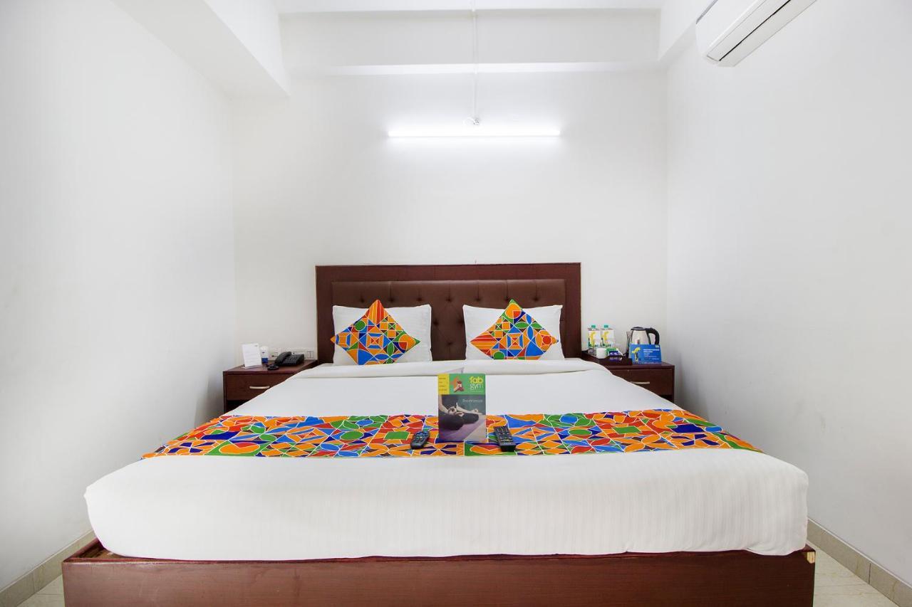 Fabhotel Limestone Suites - 750M From Yashoda Hospitals, Somajiguda 하이데라바드 외부 사진